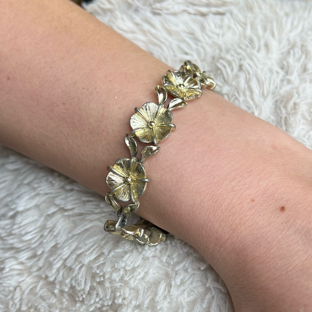 Vintage Lisner Floral Bracelet